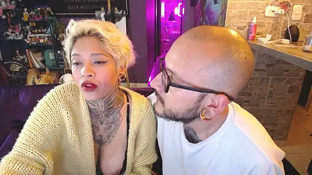 tatouagendecouple online show from February 7, 2025, 2:19 am