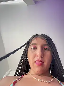 Snapshot of Matilda_russoo chatting on February 5, 2025, 12:49 pm Matilda russoo online show from February 5, 2025, 12:49 pm