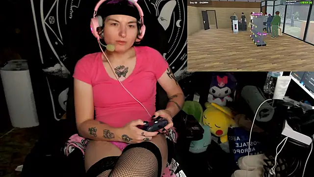 BrandiWRLD 999 online show from December 4, 2024, 2:42 am
