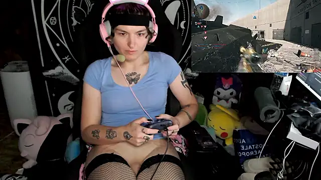 BrandiWRLD 999 online show from December 6, 2024, 4:36 am