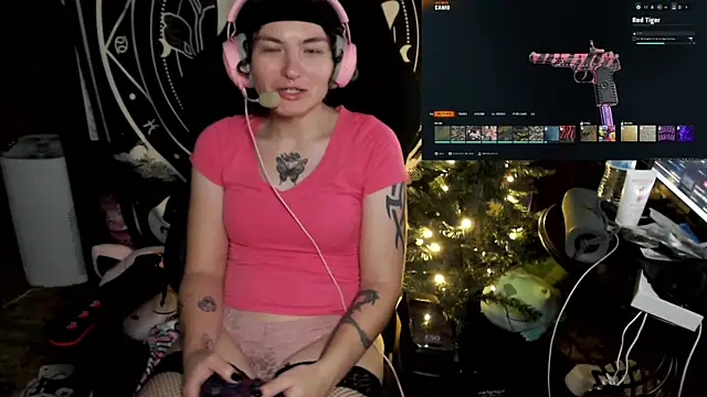 BrandiWRLD 999 online show from December 8, 2024, 7:22 pm