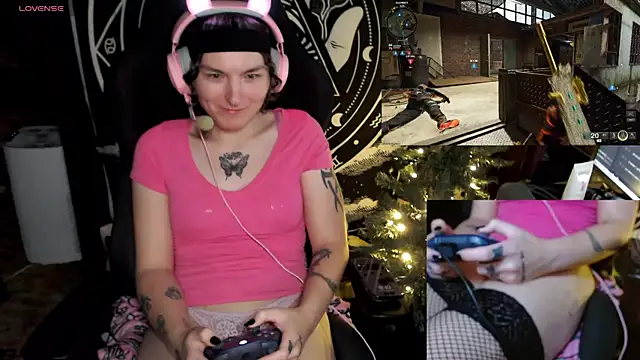 BrandiWRLD 999 online show from December 17, 2024, 2:12 am