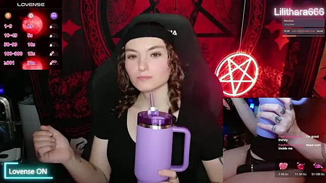 Snapshot of BrandiWRLD_999 chatting on November 1, 2025, 9:28 pm BrandiWRLD 999 online show from November 1, 2025, 9:28 pm