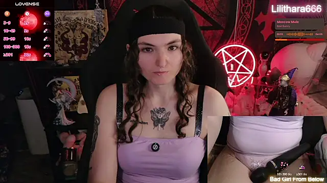 BrandiWRLD 999 online show from July 14, 2026, 5:07 pm