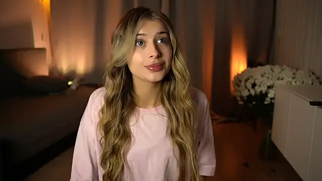 Snapshot of elisa_moon chatting on December 2, 2024, 2:41 pm elisa moon online show from December 2, 2024, 2:41 pm