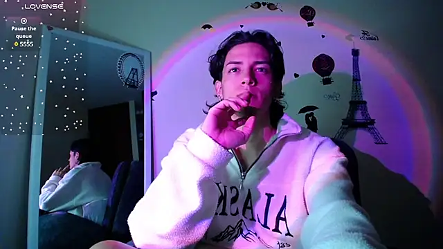 Aaron-Saemz- online show from January 29, 2025, 10:53 pm