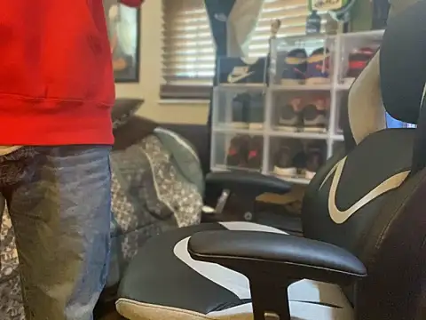 slutty guy12 online show from January 31, 2025, 9:59 pm