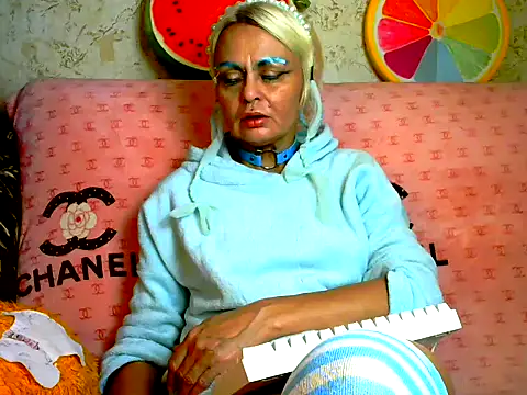 Gardener of Illusions online show from September 15, 2025, 12:27 pm