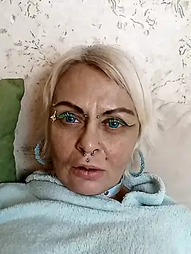 Gardener of Illusions online show from December 2, 2025, 1:00 am