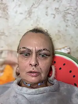 Gardener of Illusions online show from May 4, 2026, 8:27 pm