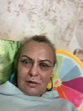 Gardener of Illusions online show from May 6, 2026, 5:35 am