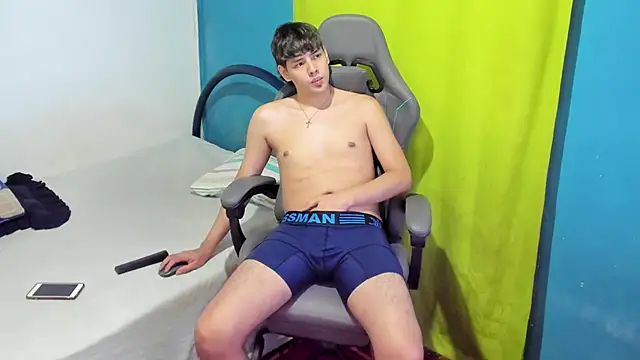 zackmontieel online show from October 22, 2025, 9:53 am