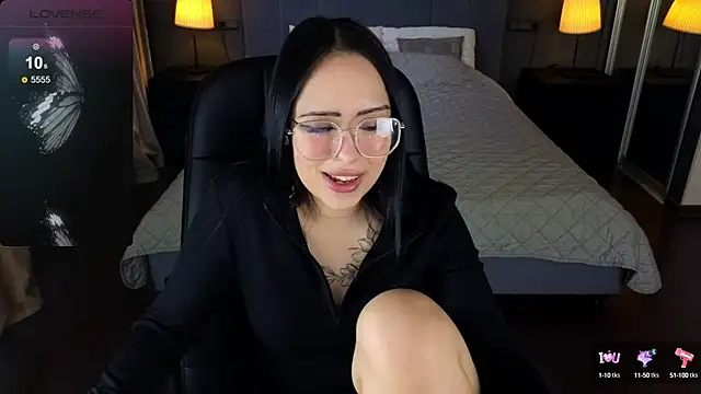 baby  kim online show from February 14, 2025, 8:15 pm