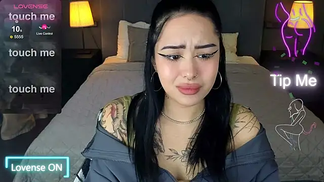 baby  kim online show from December 4, 2025, 7:55 pm