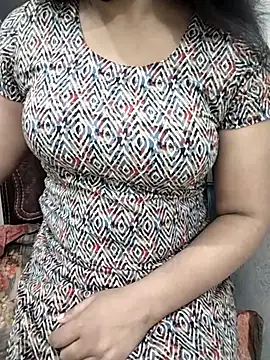 Snapshot of Tapur- chatting on September 26, 2025, 4:22 pm Tapur- online show from September 26, 2025, 4:22 pm