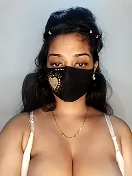 Snapshot of Tapur- chatting on October 10, 2025, 7:02 pm Tapur- online show from October 10, 2025, 7:02 pm