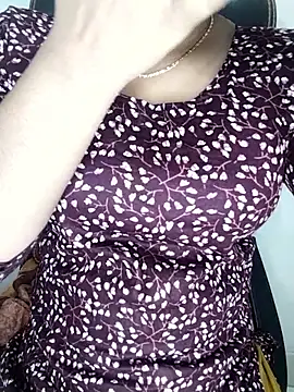 Snapshot of Tapur- chatting on October 15, 2025, 2:50 pm Tapur- online show from October 15, 2025, 2:50 pm