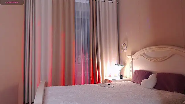 Snapshot of Avylew chatting on September 21, 2025, 6:42 pm Avylew online show from September 21, 2025, 6:42 pm