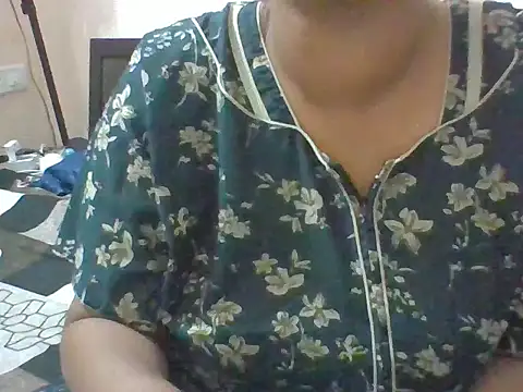 Snapshot of Sexy-Shalinii chatting on April 5, 2026, 5:43 pm Sexy-Shalinii online show from April 5, 2026, 5:43 pm