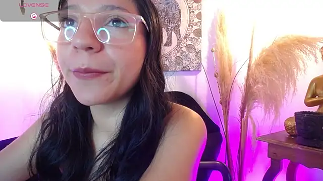 Snapshot of Gag_princeess chatting on March 8, 2025, 11:49 pm Gag princeess online show from March 8, 2025, 11:49 pm