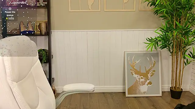 LadyLeea online show from October 25, 2025, 4:09 am