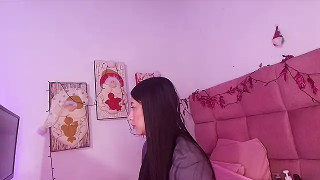 samantha sw online show from January 4, 2025, 3:07 am