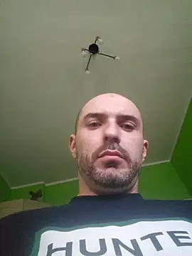 Snapshot of STANISLAW621162 chatting on June 16, 2026, 6:43 pm STANISLAW621162 online show from June 16, 2026, 6:43 pm