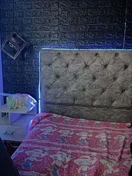 Paloma  LS online show from February 4, 2026, 6:58 pm