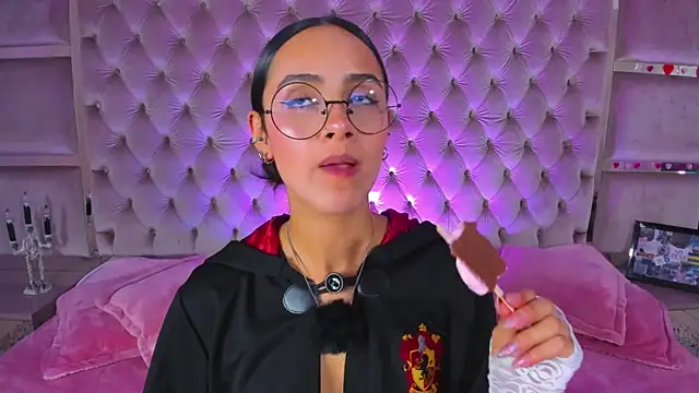 Harii 02 online show from October 21, 2025, 7:58 pm