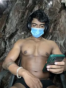 rony6663 online show from October 30, 2025, 9:44 am