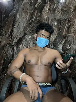 rony6663 online show from November 27, 2025, 7:10 am