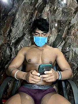 rony6663 online show from December 1, 2025, 9:58 am