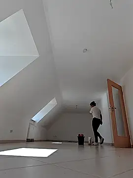 stunning Rosi online show from September 18, 2025, 11:56 am