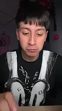 Stiven 017 online show from February 11, 2026, 1:43 am