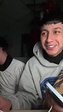 Stiven 017 online show from February 18, 2026, 2:51 am