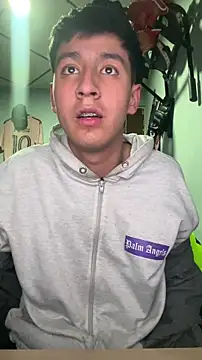 Stiven 017 online show from March 22, 2026, 2:26 am