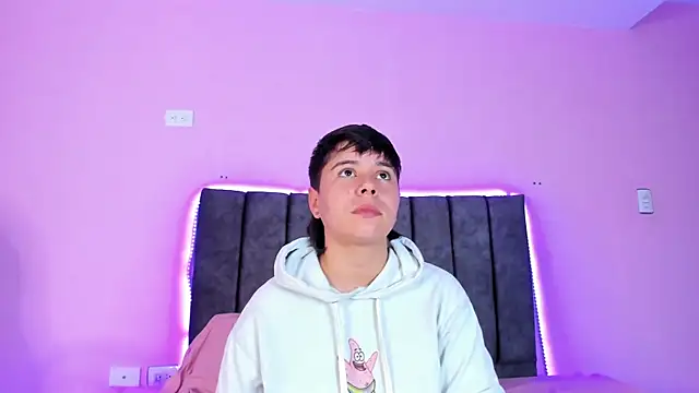 AbbySmiitth  online show from January 15, 2025, 3:39 pm