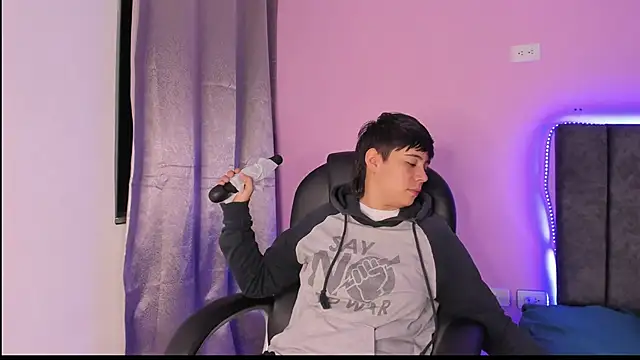 AbbySmiitth  online show from February 1, 2025, 12:26 pm