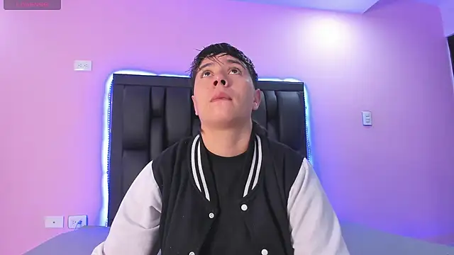 AbbySmiitth  online show from February 22, 2025, 6:30 pm