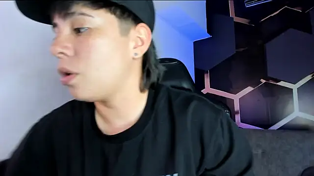 AbbySmiitth  online show from October 22, 2025, 7:02 pm