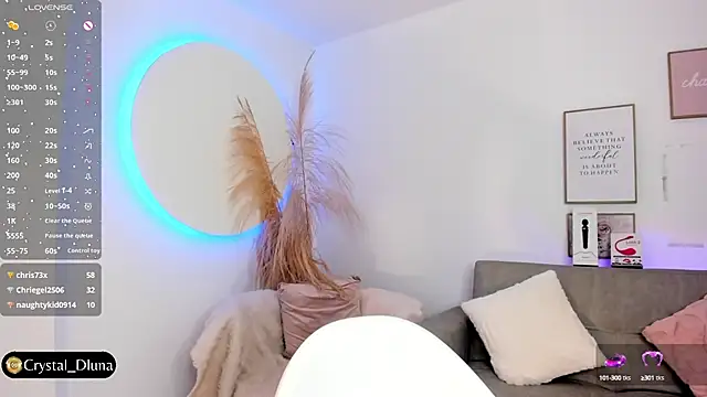 Snapshot of Crystal_Dluna chatting on March 11, 2025, 12:28 pm Crystal Dluna online show from March 11, 2025, 12:28 pm