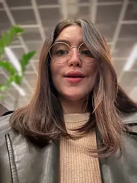 Snapshot of meow_girl chatting on October 26, 2025, 4:13 pm meow girl online show from October 26, 2025, 4:13 pm