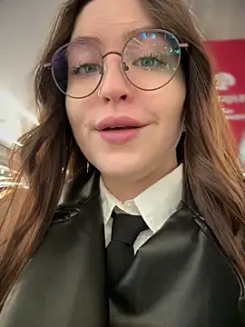 meow girl online show from February 1, 2026, 10:14 am