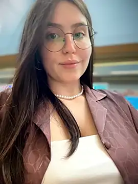 meow girl online show from June 19, 2026, 11:03 am