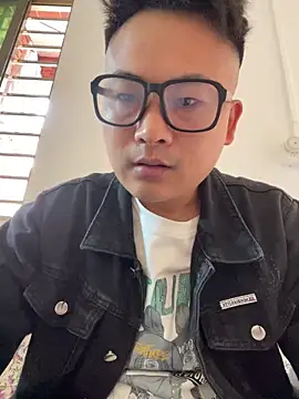 lixiaoshuai8 online show from February 7, 2026, 6:28 am