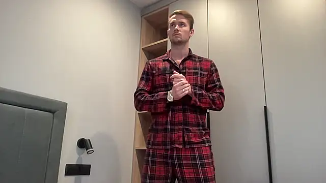 Snapshot of cute_mark chatting on September 20, 2025, 3:02 pm cute mark online show from September 20, 2025, 3:02 pm