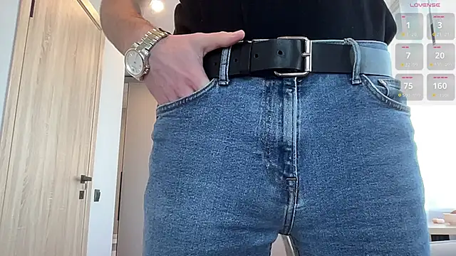 Snapshot of cute_mark chatting on October 12, 2025, 5:50 am cute mark online show from October 12, 2025, 5:50 am