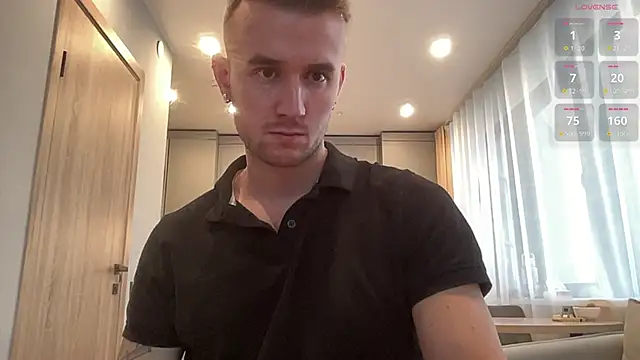 Snapshot of cute_mark chatting on October 14, 2025, 4:57 am cute mark online show from October 14, 2025, 4:57 am