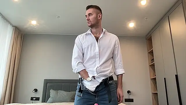 Snapshot of cute_mark chatting on October 15, 2025, 7:08 am cute mark online show from October 15, 2025, 7:08 am