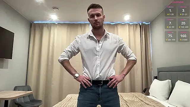 Snapshot of cute_mark chatting on October 17, 2025, 10:18 am cute mark online show from October 17, 2025, 10:18 am